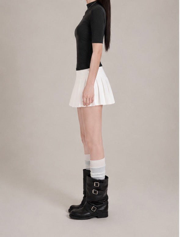 Button Pleated Mini Skirt / ボタン Pleated ミニスカート