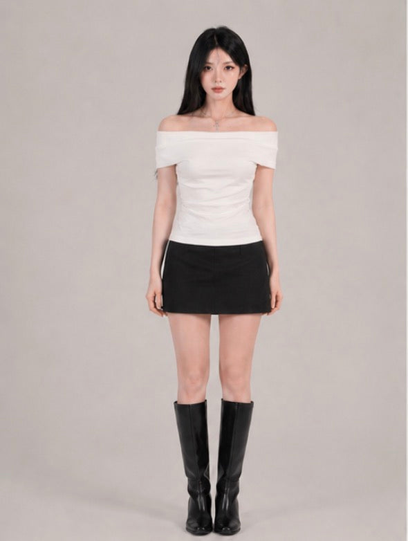 Off-Shoulder Shirred Top / オフショルシャーリングトップス