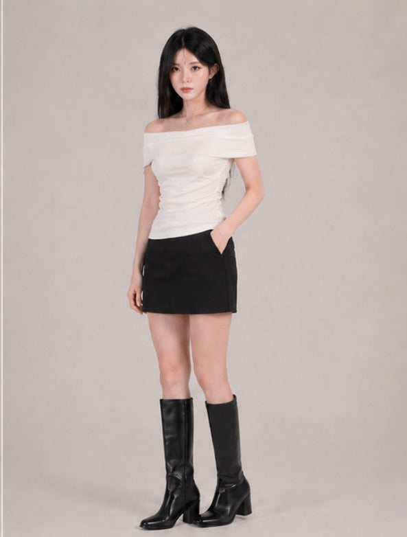 Off-Shoulder Shirred Top / オフショルシャーリングトップス