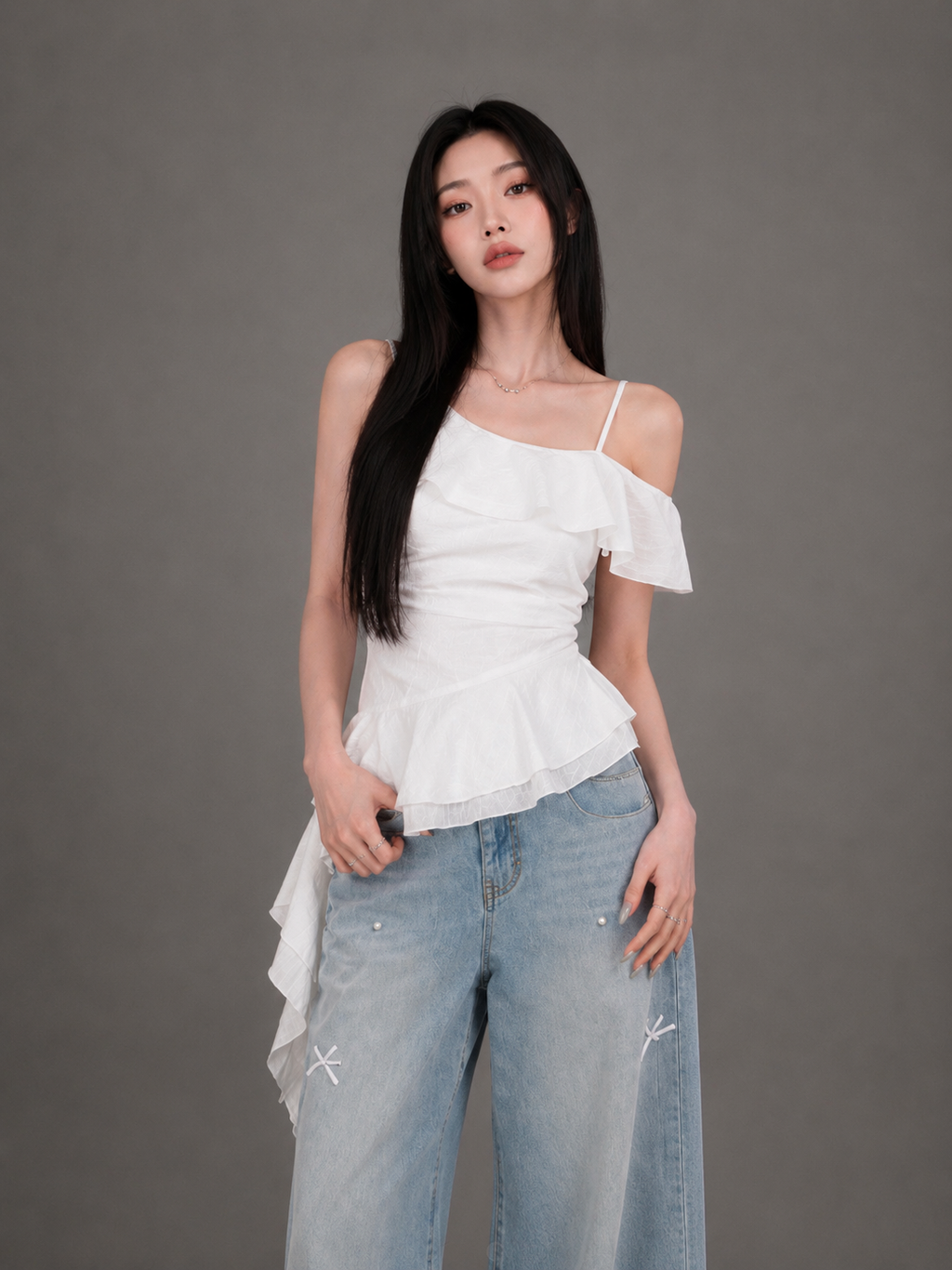 White One-Shoulder Ruffle /ホワイトワンショルダーフリル